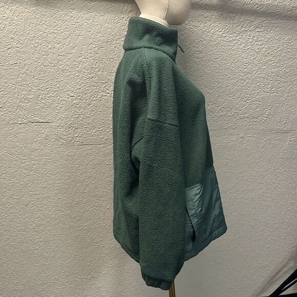 Men's Green Fleece Jacket - Picture 3 of 5